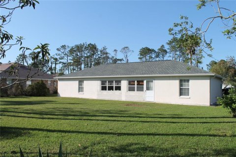 House in Palm Coast, Florida 3 bedrooms, 123.75 sq.m. № 1718781 - photo 9