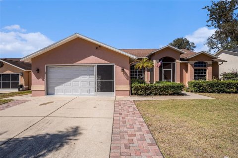 Villa ou maison à New Port Richey, Floride 4 chambres, 205.31 m2 № 2148654