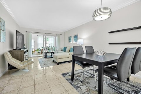 Copropriété à vendre à Deerfield Beach, Floride: 1 chambre № 2083089 - photo 3