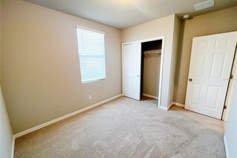 House in Haines City, Florida 3 bedrooms, 139.91 sq.m. № 1508439 - photo 21