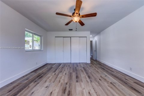 Снять в аренду виллу или дом в Майами, Флорида 3 спальни, 172.24м2, № 1946540 - фото 16