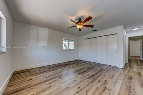 Снять в аренду виллу или дом в Майами, Флорида 3 спальни, 172.24м2, № 1946540 - фото 17