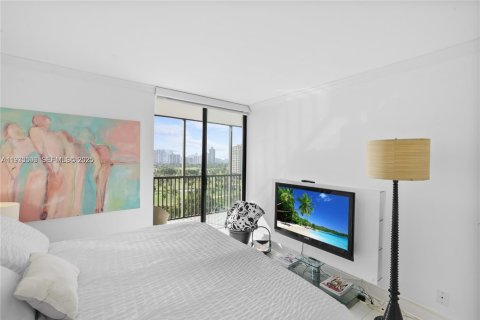 Condominio en venta en Aventura, Florida, 2 dormitorios, 121.98 m2 № 1993715 - foto 16