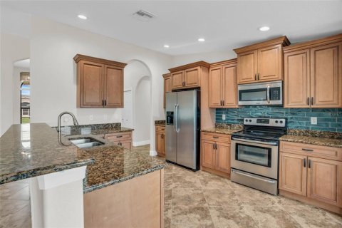 Casa en venta en Cape Coral, Florida, 3 dormitorios, 199.09 m2 № 1824027 - foto 3
