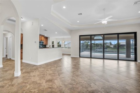 Casa en venta en Cape Coral, Florida, 3 dormitorios, 199.09 m2 № 1824027 - foto 8