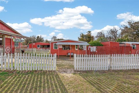 Propiedad comercial en venta en Ocala, Florida № 2153821 - foto 13