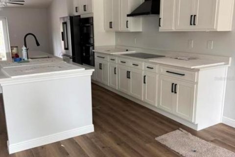 Casa en venta en Cocoa, Florida, 4 dormitorios, 195.75 m2 № 2120922 - foto 8