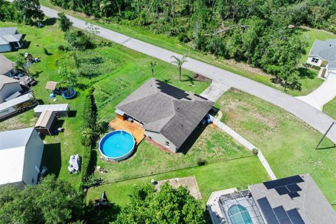 House in DeLand, Florida 3 bedrooms, 175.03 sq.m. № 2197281 - photo 5