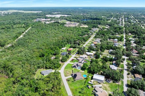 House in DeLand, Florida 3 bedrooms, 175.03 sq.m. № 2197281 - photo 3