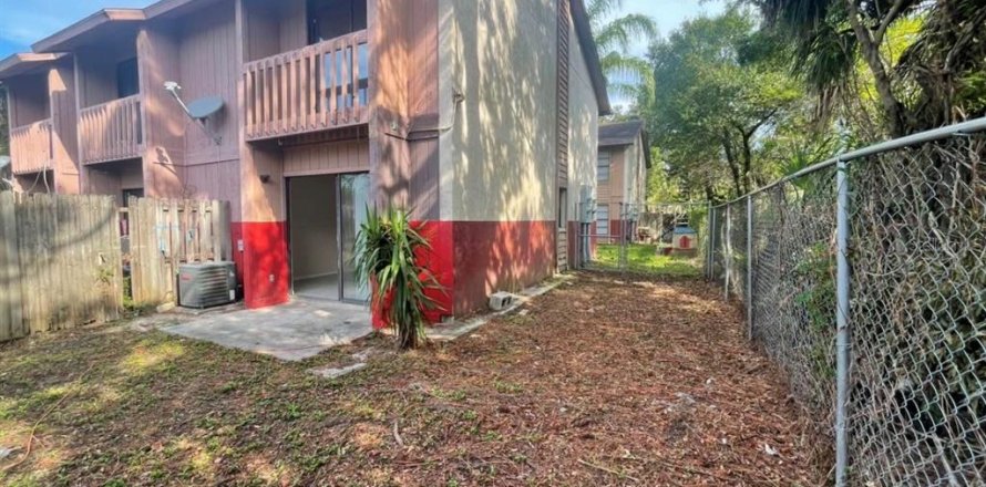 Touwnhouse à Sarasota, Floride 2 chambres, 101.26 m2 № 2097324