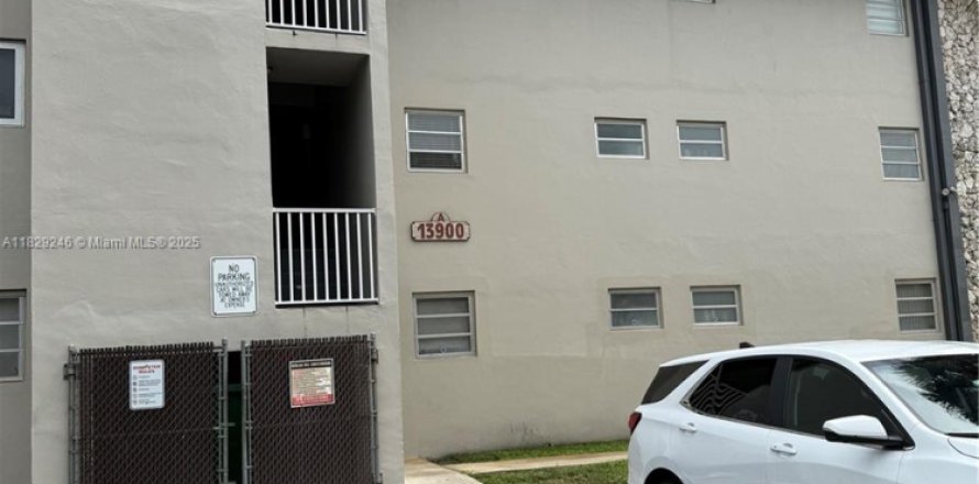 Apartment in Miami Lakes, Florida 1 bedroom, 67.35 sq.m. № 1802518
