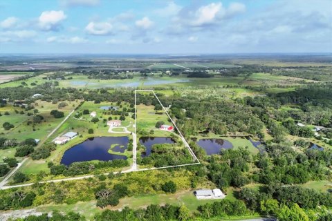 Land in Myakka City, Florida № 1782913 - photo 1