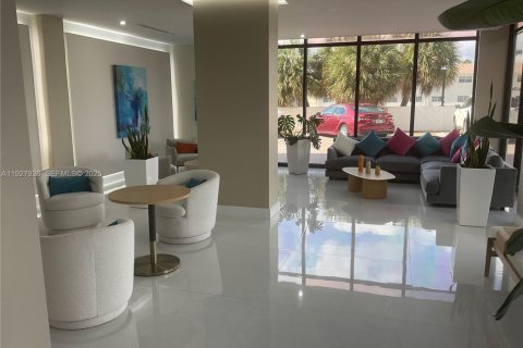 Купить кондоминиум в Холливуд, Флорида 2 спальни, 115.2м2, № 1988986 - фото 12