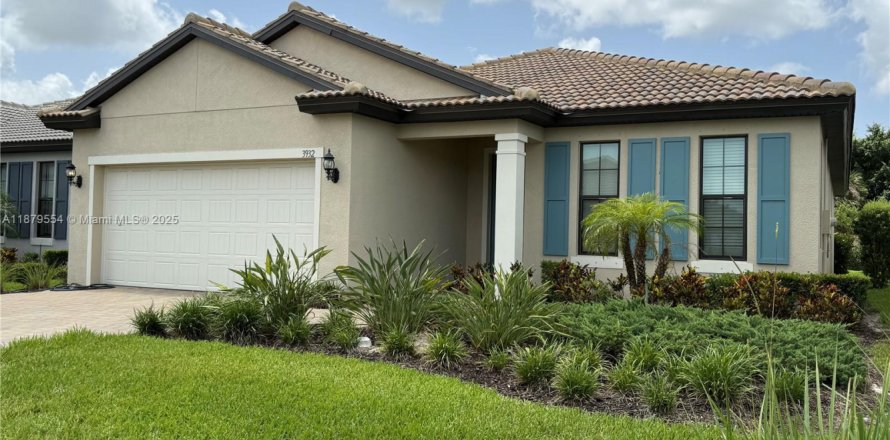 Villa ou maison à Fort Myers, Floride 4 chambres, 183.48 m2 № 1896345