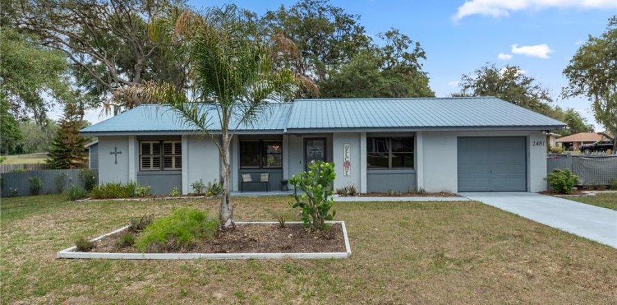 Villa ou maison à Inverness, Floride 3 chambres, 120.59 m2 № 2092966
