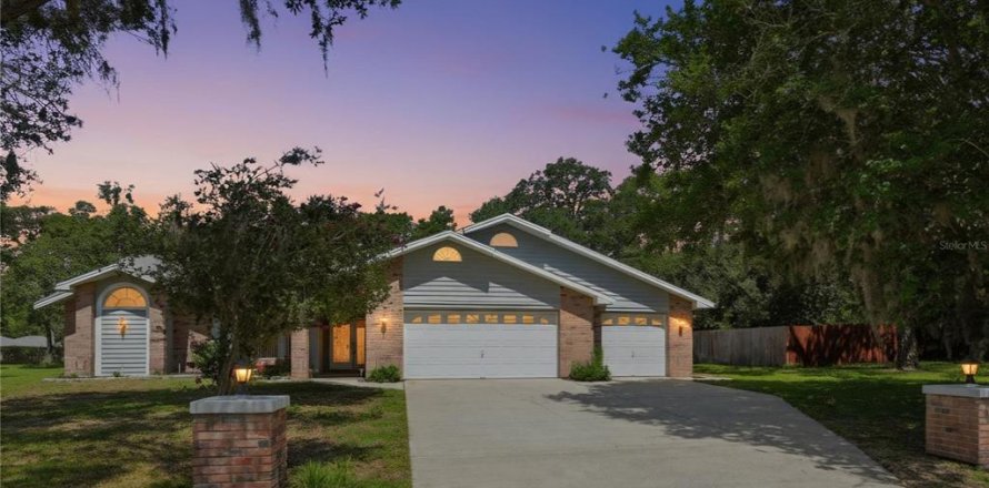 Casa en Hudson, Florida 3 dormitorios, 182.74 m2 № 2220923