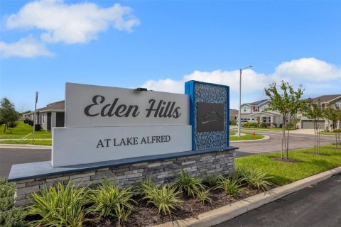 Villa ou maison à Lake Alfred, Floride 5 chambres, 280.94 m2 № 2388655