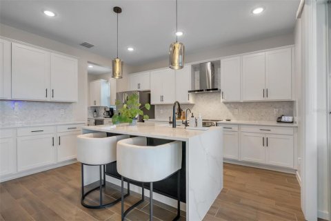 Villa ou maison à louer à Lake Alfred, Floride: 5 chambres, 280.94 m2 № 2388655 - photo 19