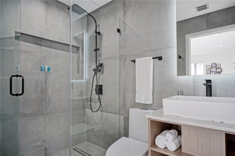 Купить виллу или дом в Майами, Флорида 6 спален, 255.11м2, № 1842871 - фото 21