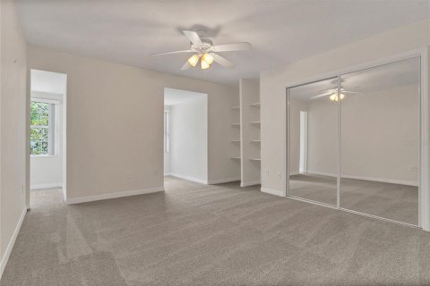 House in Eustis, Florida 4 bedrooms, 269.23 sq.m. № 1783498 - photo 25