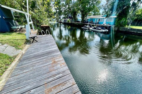 Casa en venta en Weeki Wachee, Florida, 2 dormitorios, 98.48 m2 № 1899578 - foto 23