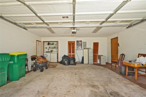 House in Merrit Island, Florida 3 bedrooms, 151.62 sq.m. № 1551987 - photo 27