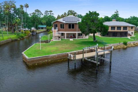 Casa en venta en Yankeetown, Florida, 3 dormitorios, 196.67 m2 № 1774682 - foto 2