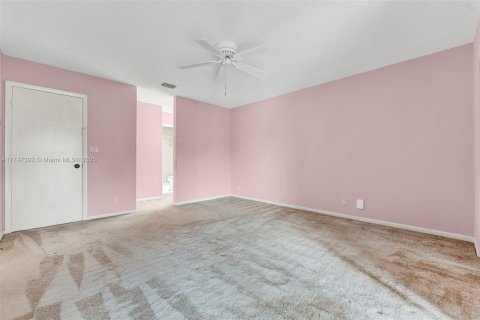 House in Coconut Creek, Florida 2 bedrooms, 122.63 sq.m. № 1865463 - photo 28
