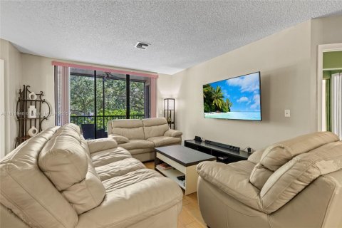 Condominio en venta en Coconut Creek, Florida, 3 dormitorios, 129.32 m2 № 1930761 - foto 5
