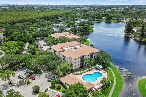 Condominio en venta en Coconut Creek, Florida, 3 dormitorios, 129.32 m2 № 1930761 - foto 21