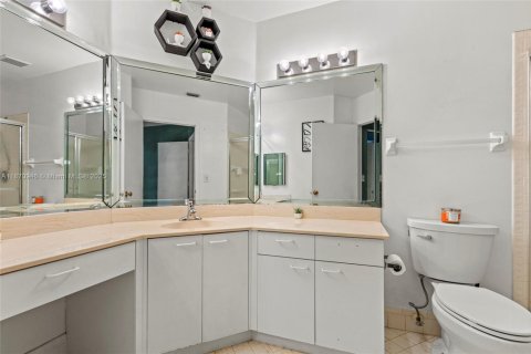 Condominio en venta en Coconut Creek, Florida, 3 dormitorios, 129.32 m2 № 1930761 - foto 10
