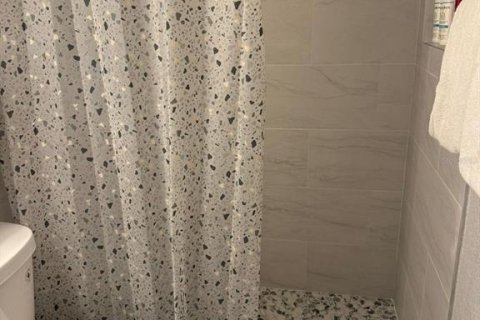 Condo in Bradenton, Florida, 2 bedrooms  № 1901892 - photo 9