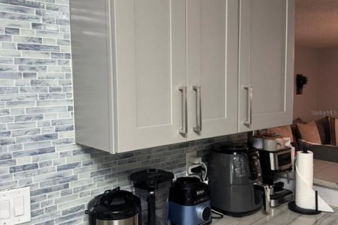 Condo in Bradenton, Florida, 2 bedrooms  № 1901892 - photo 16
