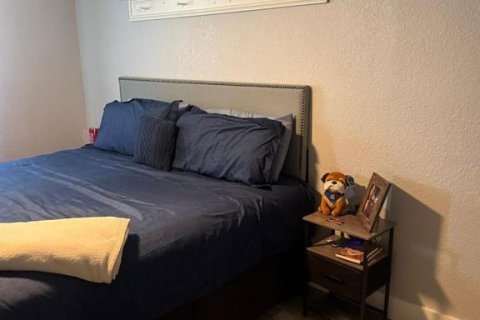 Condo in Bradenton, Florida, 2 bedrooms  № 1901892 - photo 13