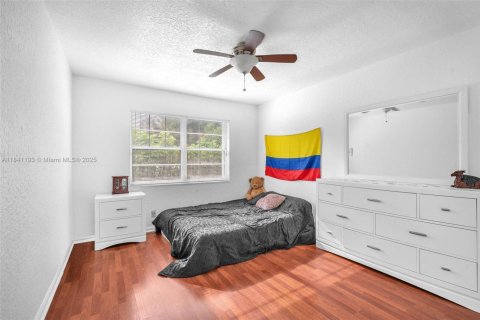 Casa en alquiler en Cooper City, Florida, 4 dormitorios, 267.74 m2 № 1832454 - foto 22