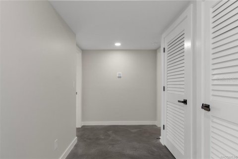 House in Crystal River, Florida 2 bedrooms, 204.38 sq.m. № 1765529 - photo 27