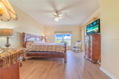 House in Lake Wales, Florida 3 bedrooms, 188.31 sq.m. № 2201728 - photo 25