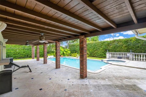 House in Miami, Florida 4 bedrooms, 168.06 sq.m. № 1946199 - photo 26