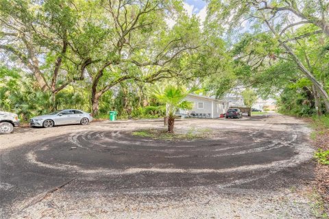 Commercial property in Daytona Beach, Florida 8 bedrooms, 198.72 sq.m. № 1761377 - photo 10