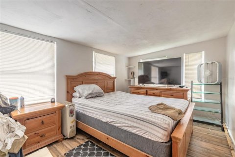 Commercial property in Daytona Beach, Florida 8 bedrooms, 198.72 sq.m. № 1761377 - photo 18