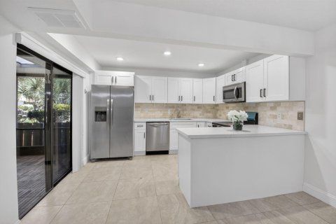Touwnhouse à vendre à Delray Beach, Floride: 2 chambres, 128.58 m2 № 2260411 - photo 2