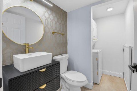 Touwnhouse à vendre à Delray Beach, Floride: 2 chambres, 128.58 m2 № 2260411 - photo 17