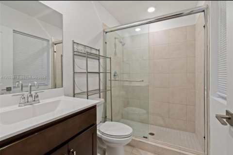 Купить таунхаус в Хомстед, Флорида 3 спальни, 120.96м2, № 2181473 - фото 13