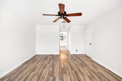 Casa en venta en Vero Beach, Florida, 3 dormitorios, 208.84 m2 № 2078321 - foto 23
