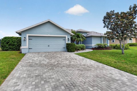 Casa en venta en Vero Beach, Florida, 3 dormitorios, 208.84 m2 № 2078321 - foto 2