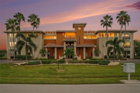 Condo à Punta Gorda, Floride, 3 chambres № 2396909