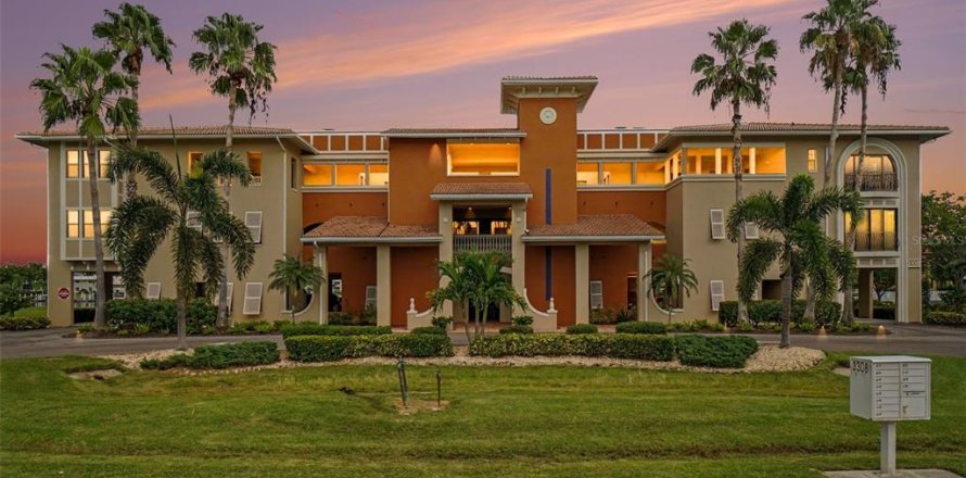 Condo à Punta Gorda, Floride, 3 chambres  № 2396909