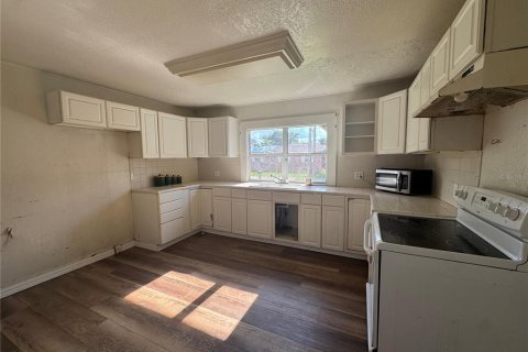 Casa en venta en Frostproof, Florida, 3 dormitorios, 104.61 m2 № 2384170 - foto 4