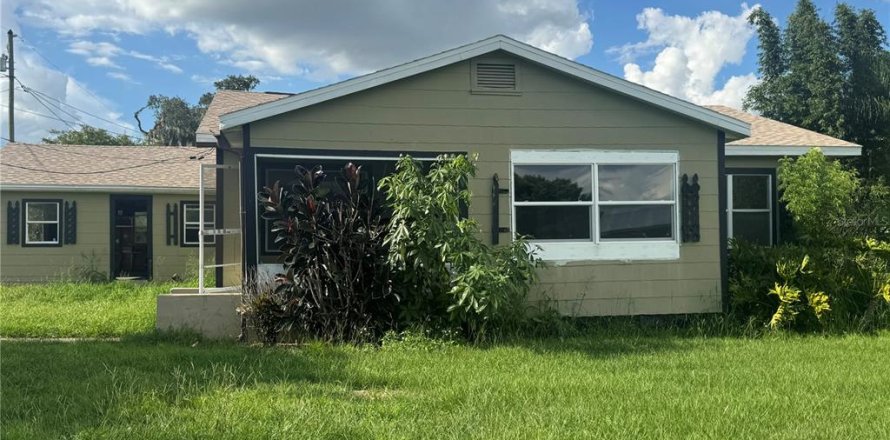 Casa en Frostproof, Florida 3 dormitorios, 104.61 m2 № 2384170