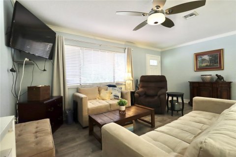 Casa en venta en Port Charlotte, Florida, 3 dormitorios, 111.85 m2 № 1885938 - foto 9